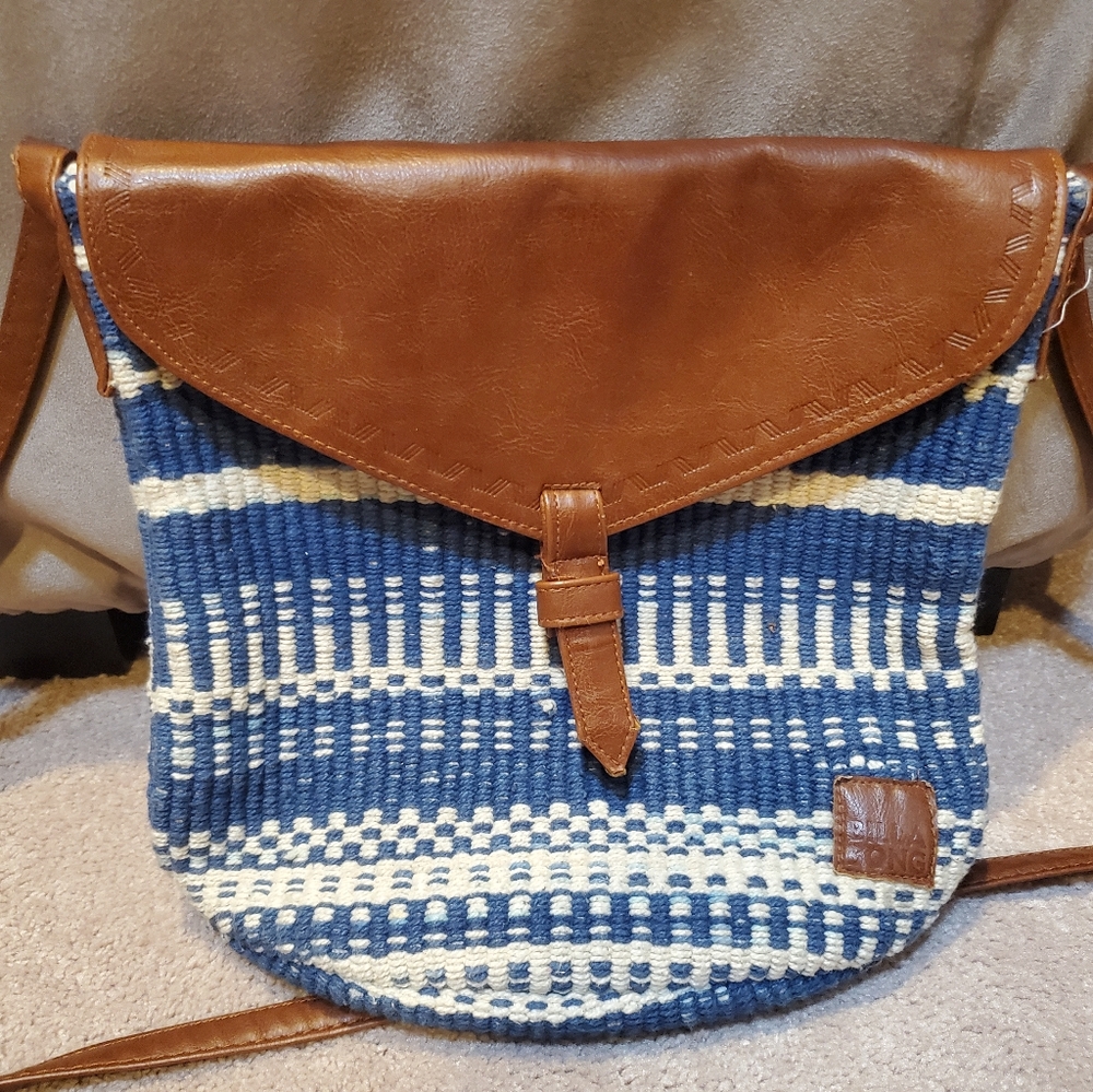 Billabong Woven Crossbody Purse/Satchel